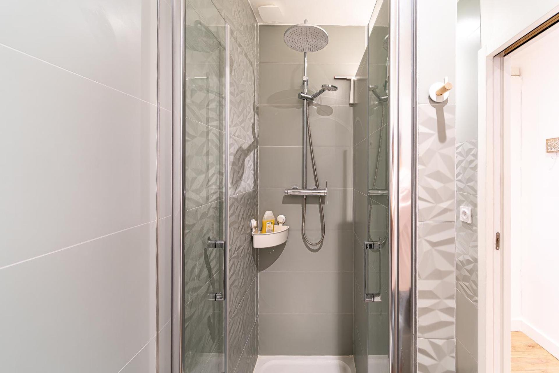 ליון Le Marietton Appartement Cosy A Deux Pas Du Metro Valmy מראה חיצוני תמונה
